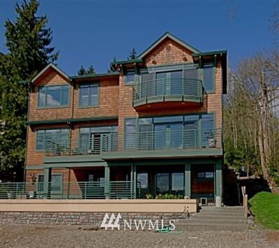 Property Photo: 3417 E Lake Sammamish Shore Lane NE WA 98074