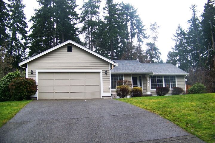 7811 71st Ave NW  Gig Harbor WA 98335 photo