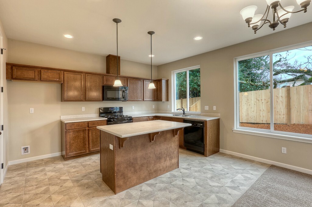 Property Photo: 13984 5th Place S WA 98168