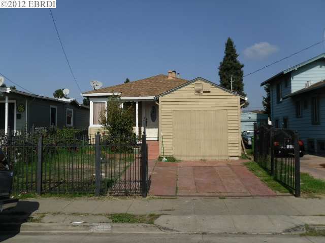 Property Photo:  1625 102nd Ave  CA 94603 