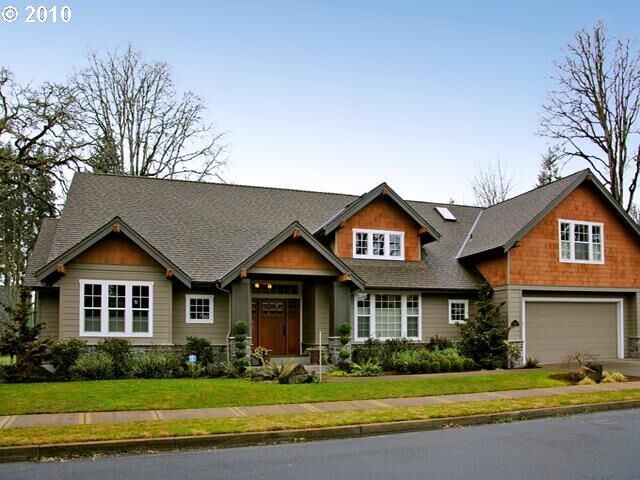 Property Photo:  3462 NE 8th Ave  OR 97124 