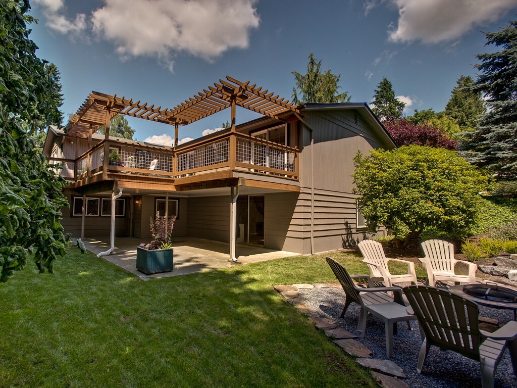 Property Photo:  18709 58th Ave NE  WA 98028 