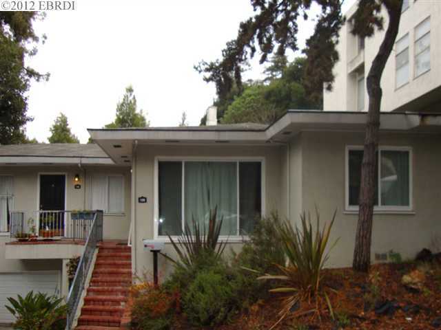 106 Frisbie St  Oakland CA 94611 photo