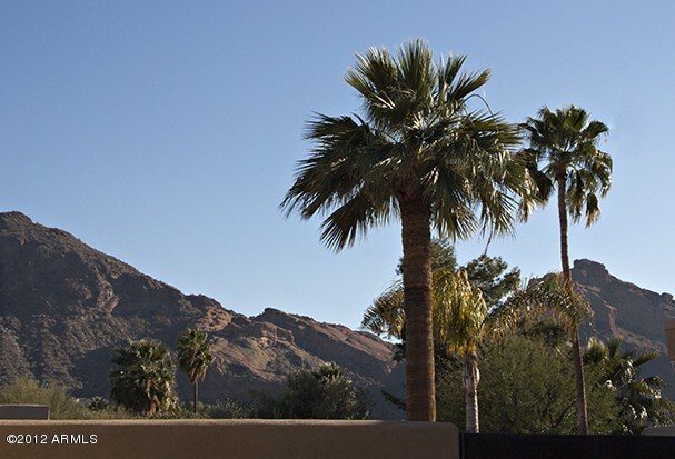 Property Photo: 5434 E Lincoln Drive 14 AZ 85253