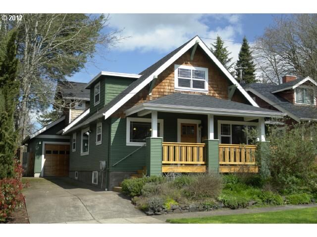 Property Photo: 931 E 22nd Ave OR 97405