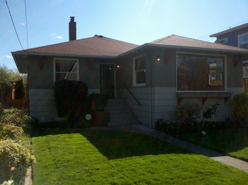 Property Photo:  8206 Ashworth Avenue N  WA 98103 