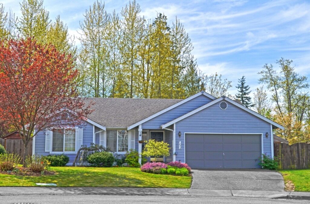 Property Photo:  7648 68th St NE  WA 98270 