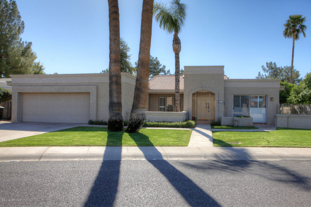 Property Photo: 8061 E Via Sierra -- AZ 85258