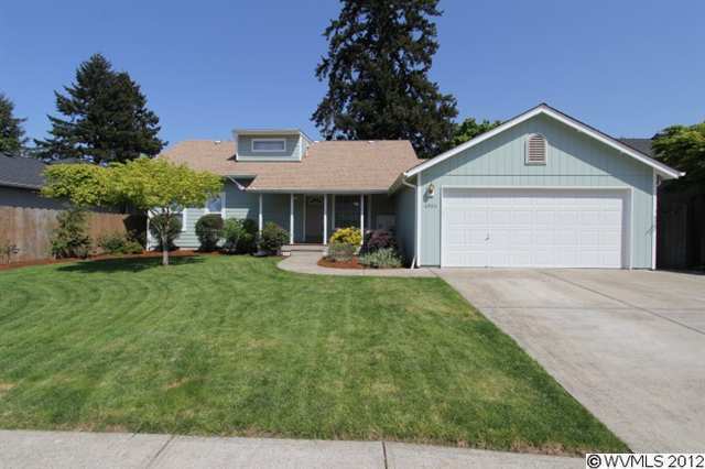 Property Photo:  4984  Peyton St N  OR 97303 