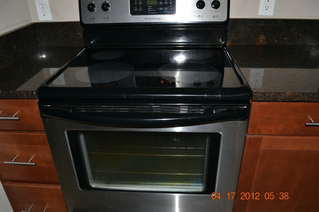 Property Photo:  15827 NE Leary Wy B109  WA 98052 
