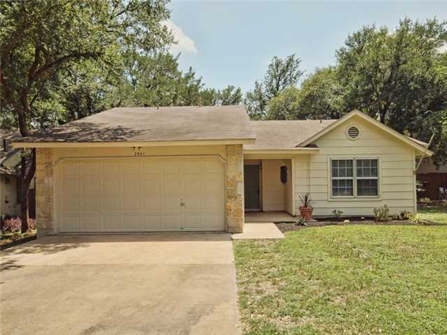 Property Photo:  2901 Crownspoint Drive  TX 78748 