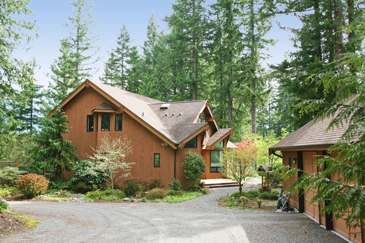 Property Photo:  46519 SE 129th St  WA 98045 