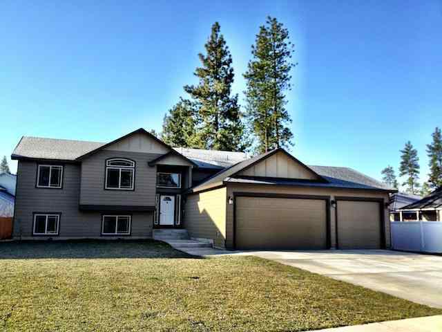Property Photo:  2902 E Clover Park  WA 99021 