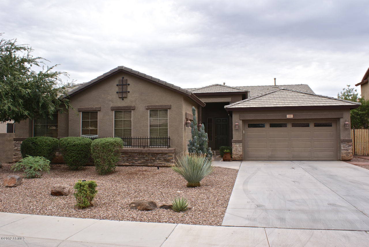 Property Photo:  1285 E Arrowhead Trail  AZ 85297 