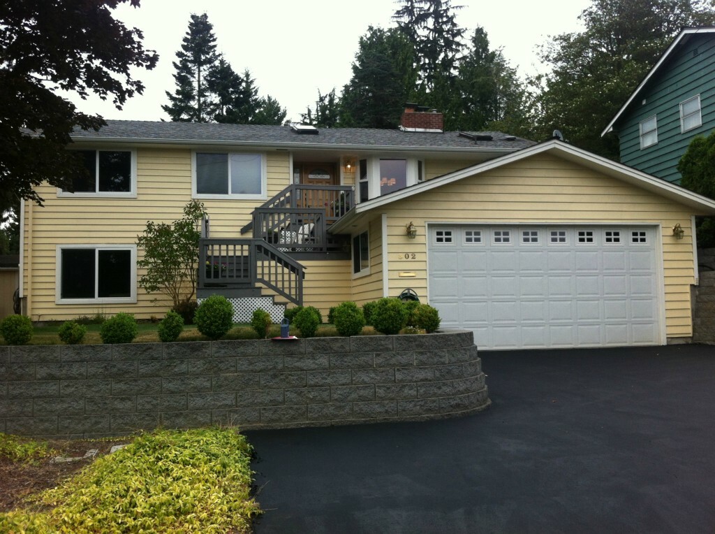 Property Photo:  302 NE 165th St  WA 98155 