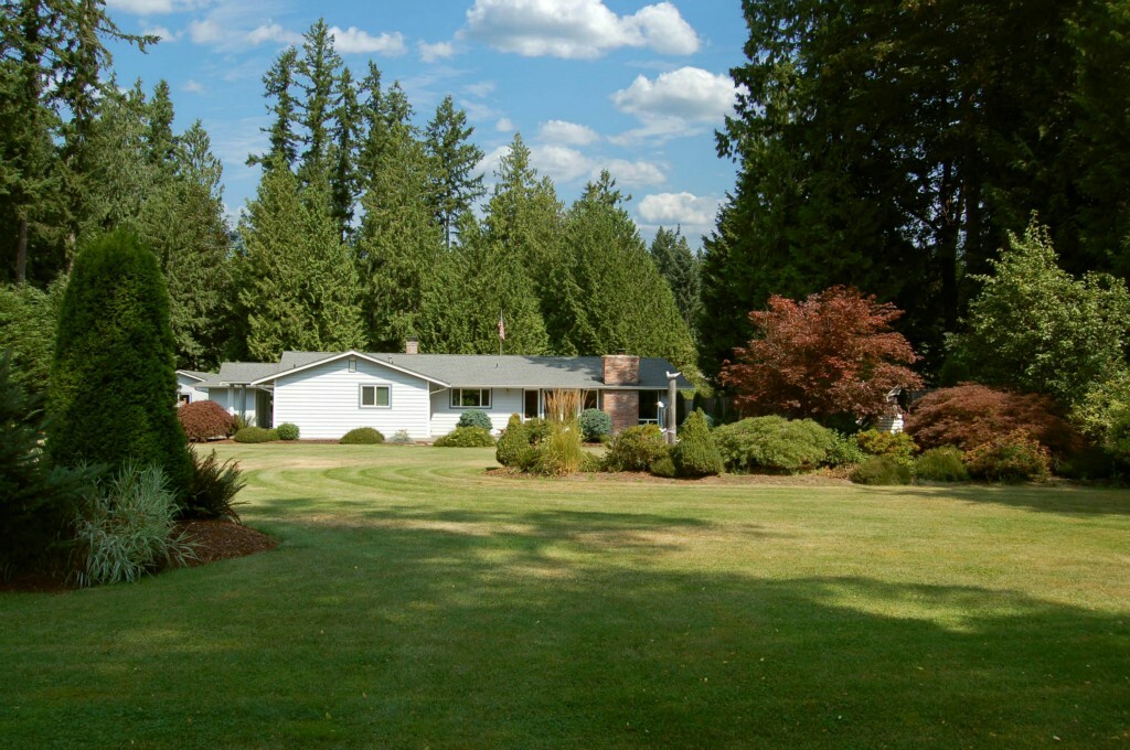 Property Photo:  19325 NE Redmond Rd  WA 98053 