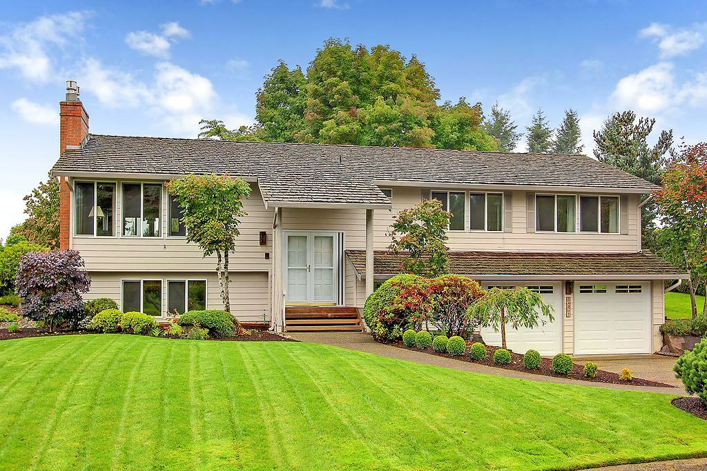 Property Photo: 24207 139th Ave SE WA 98042