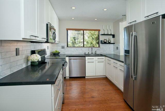 Property Photo:  11 Mariposa Lane  CA 94947 