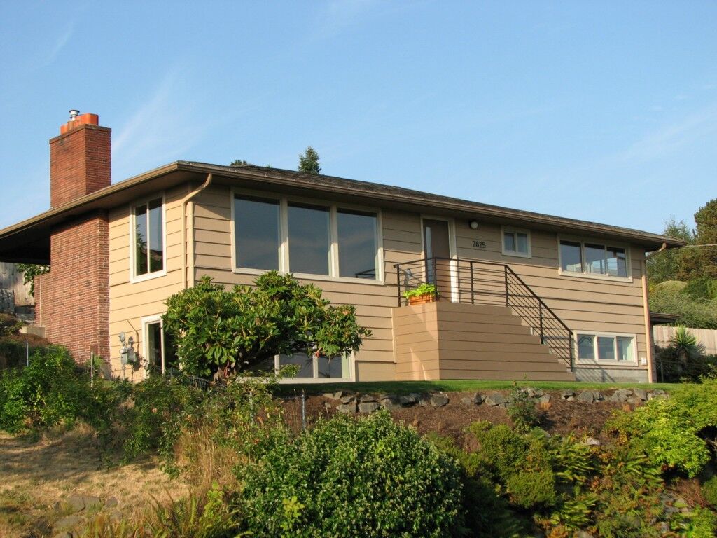 Property Photo:  2825 W Jameson  WA 98199 