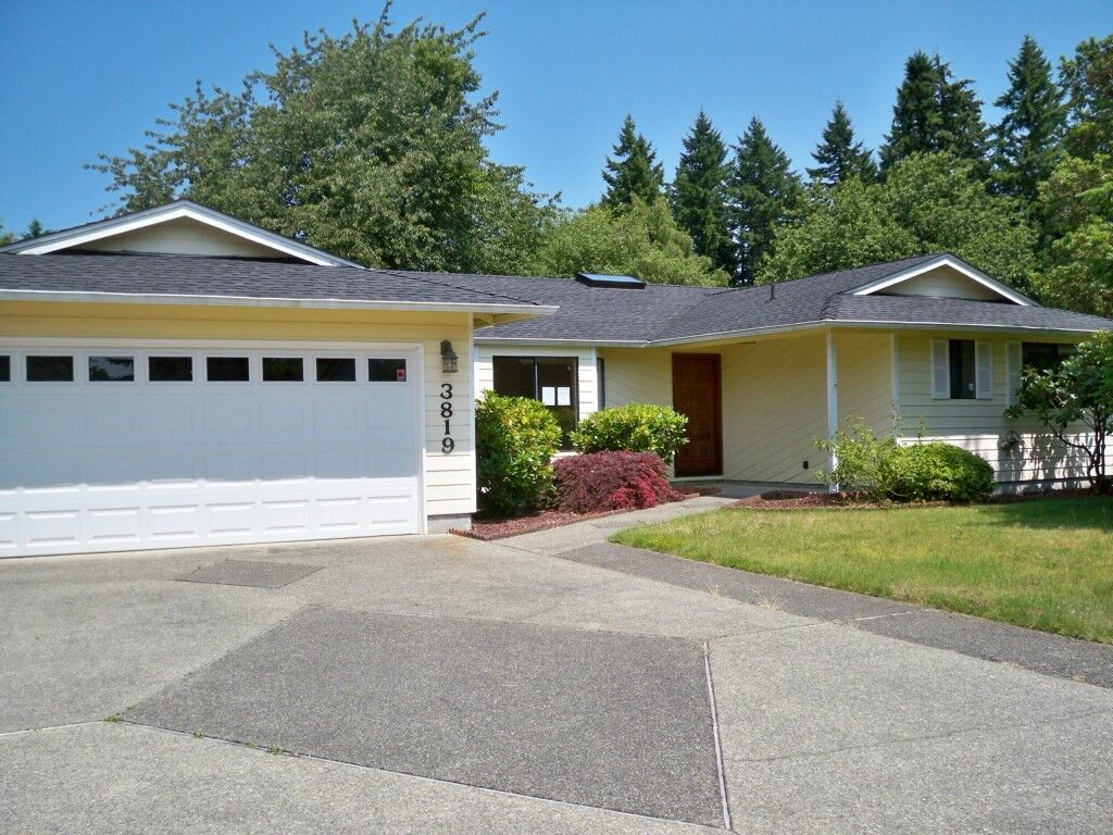 Property Photo:  3819 Foxtail Ct SE  WA 98501 