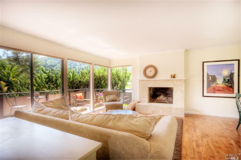 Property Photo: 40 Redwood Avenue CA 94925