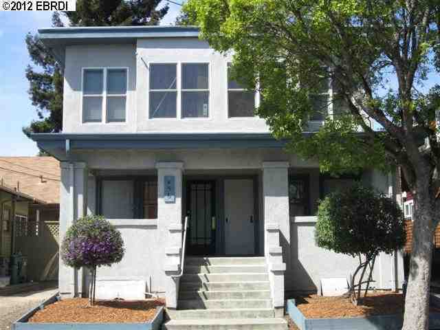 Property Photo:  456 44th St  CA 94609 