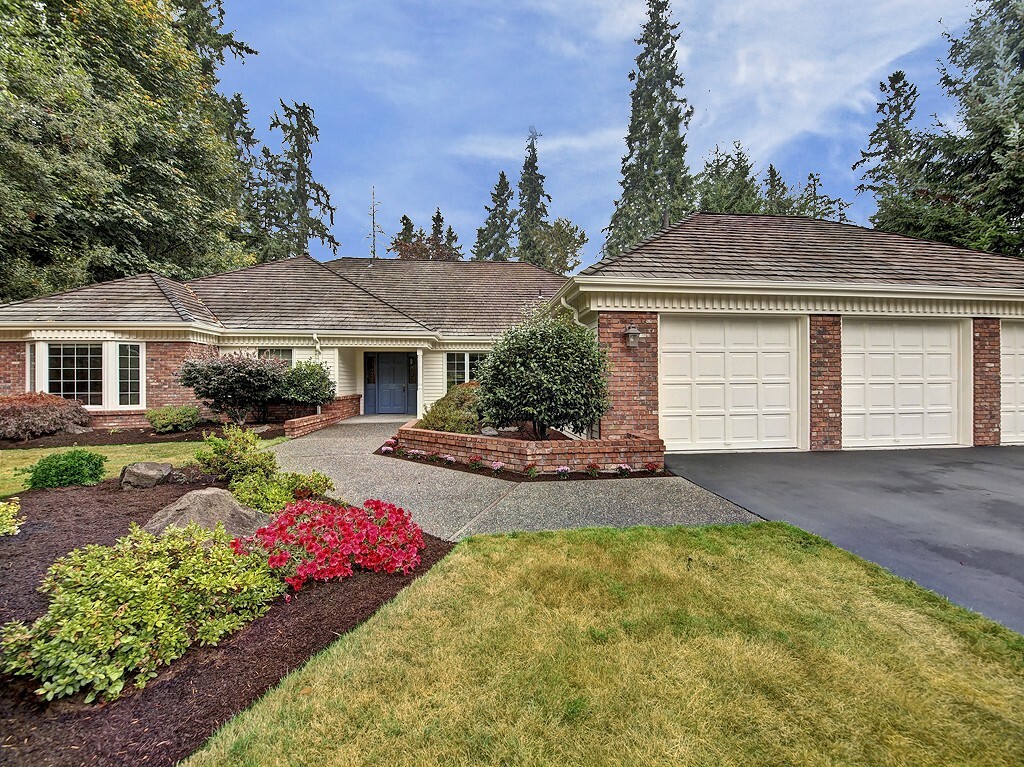 Property Photo: 17236 NE 144 St WA 98052