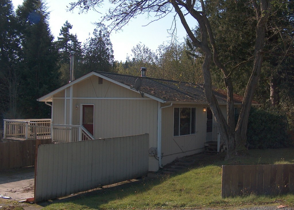 Property Photo:  6751 NE Center St  WA 98392 