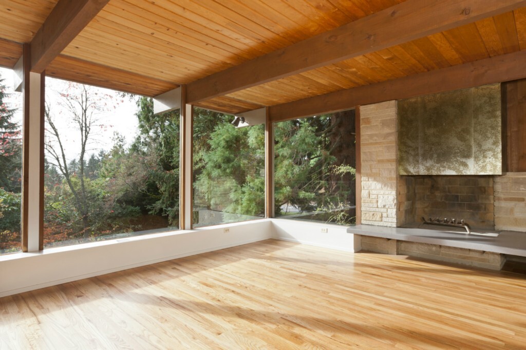 Property Photo: 19212 46th Avenue NE WA 98155