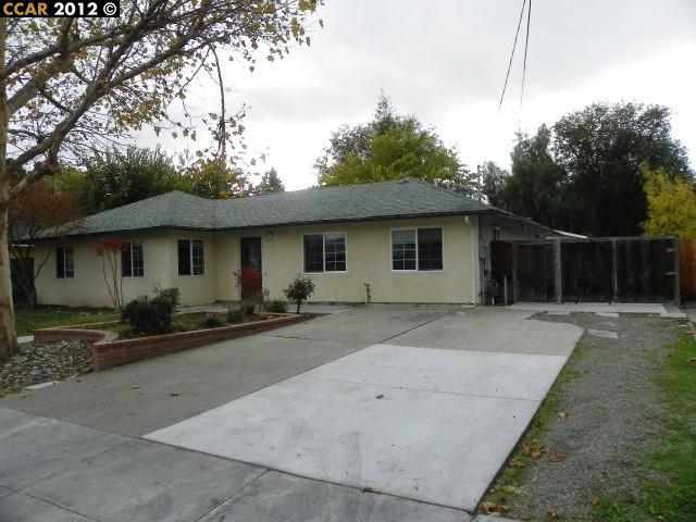 Property Photo:  1541 Waltham Rd  CA 94520 