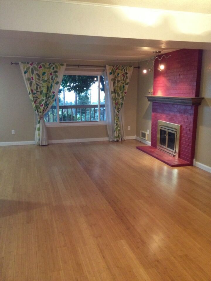 Property Photo:  5618 Commercial Ave  WA 98203 