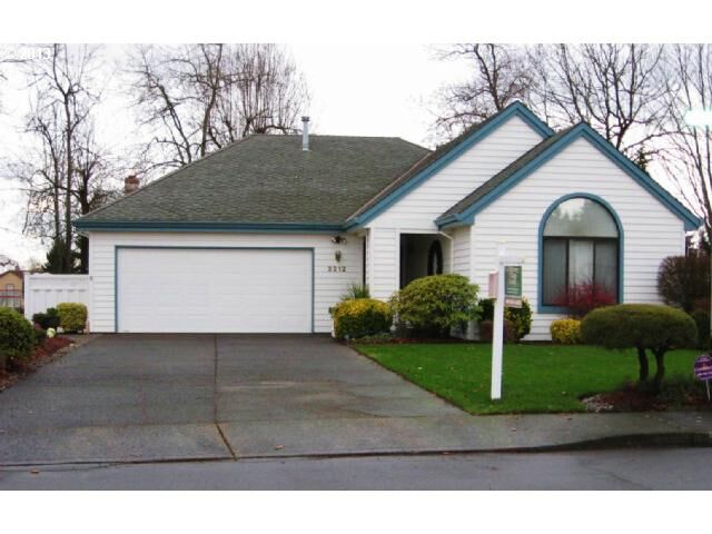 Property Photo:  3212 SE 152nd Ave  WA 98683 