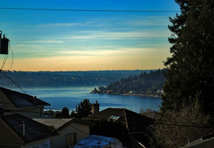 11303 SE 76th Place  Newcastle WA 98056 photo