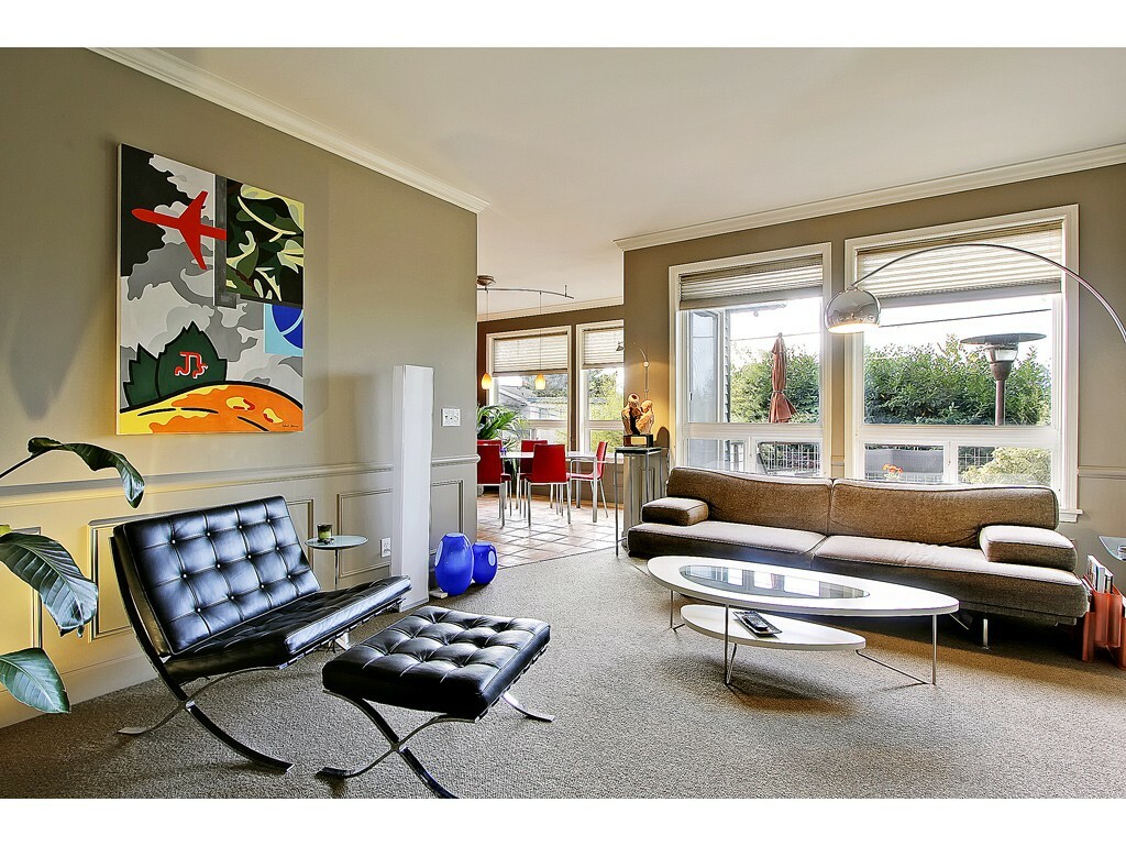 Property Photo: 6309 41st Ave SW WA 98136