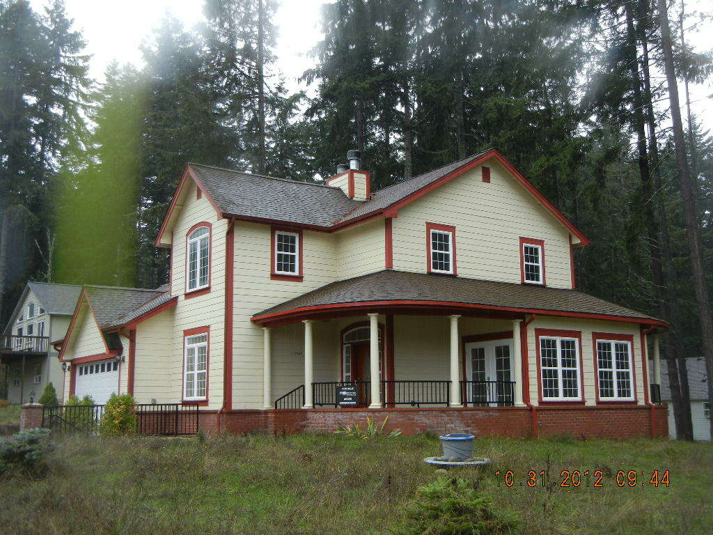 Property Photo: 11414 Matthews Wy WA 98303