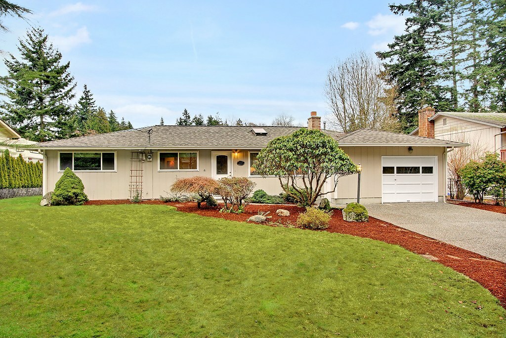 Property Photo:  8917 53rd Ave W  WA 98275 