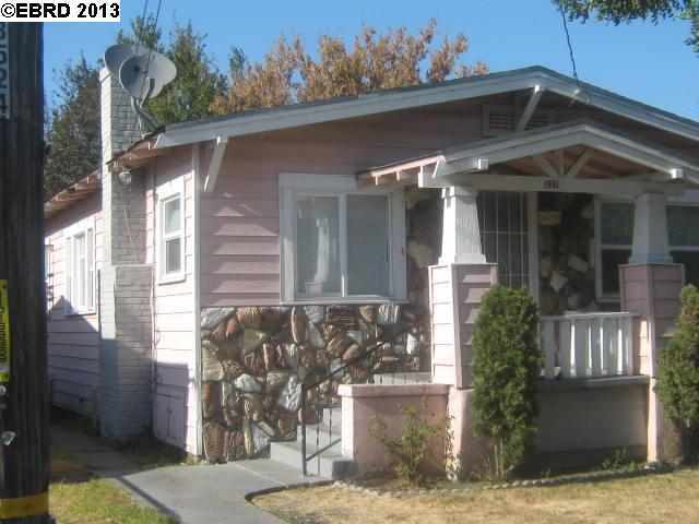 Property Photo:  1551 80th Ave  CA 94621 