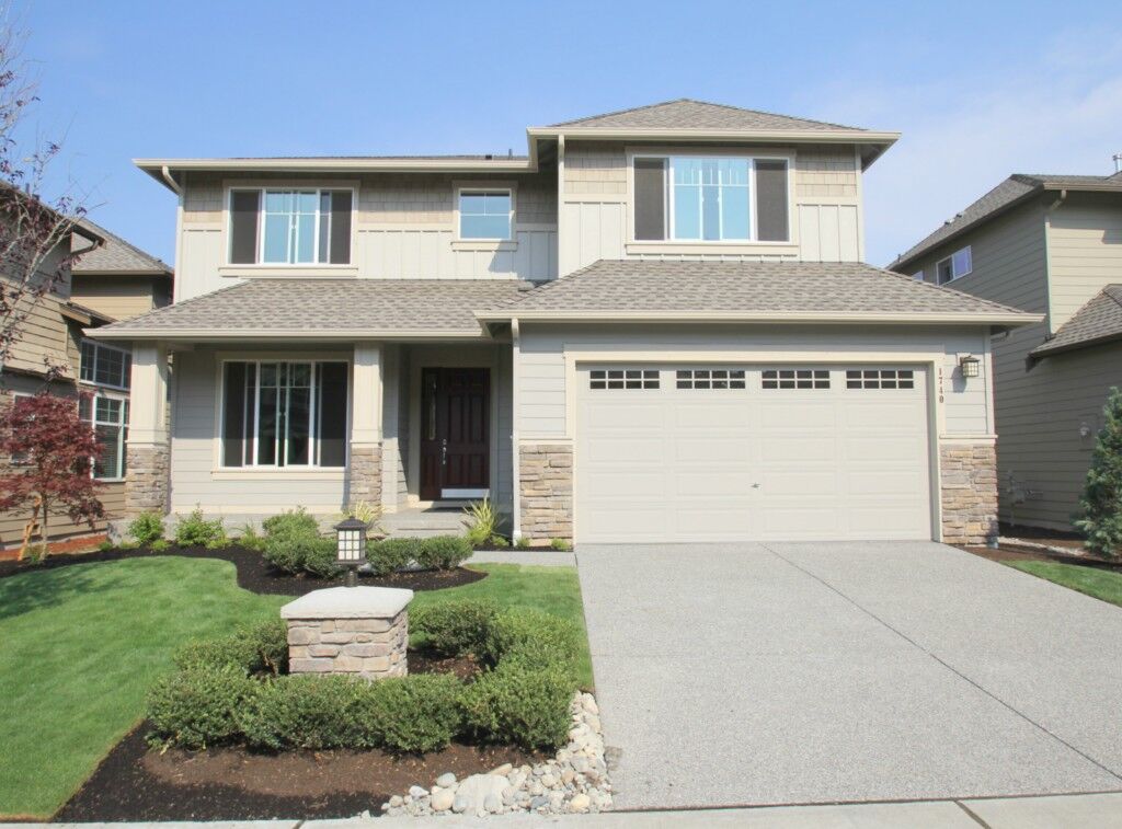 Property Photo:  1740 208th Place SE  WA 98075 