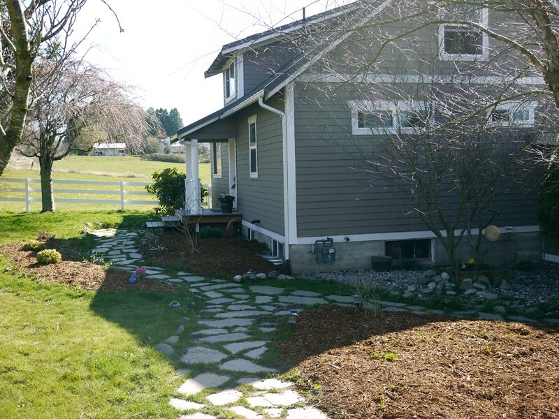 Property Photo:  3073 Aldergrove Rd  WA 98248 