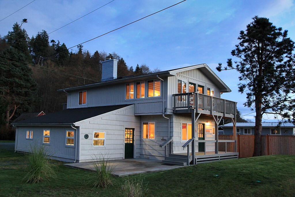 Property Photo:  7524 Maxwelton  WA 98236 
