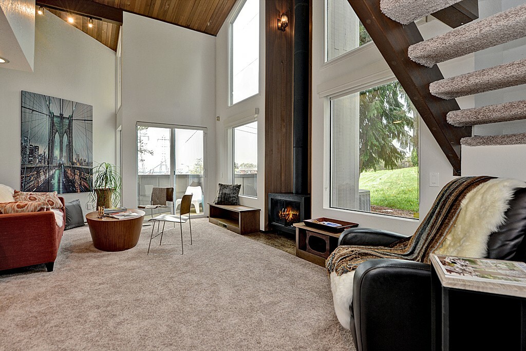 Property Photo: 4543 12th Ave S WA 98108