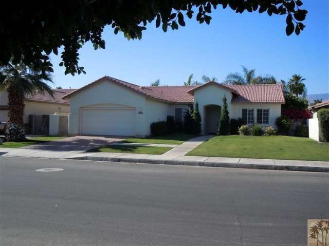 Property Photo: 74641 Lavender Way CA 92260