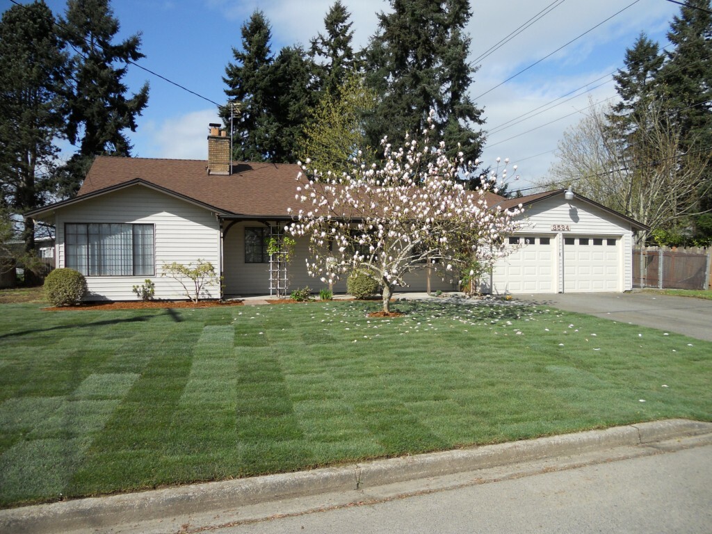 Property Photo:  3534 S 252nd St  WA 98032 