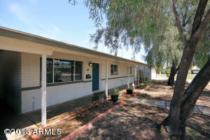 Property Photo:  416 W Linda Lane  AZ 85225 