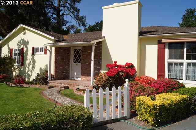 Property Photo: 150 Chaucer Dr CA 94523