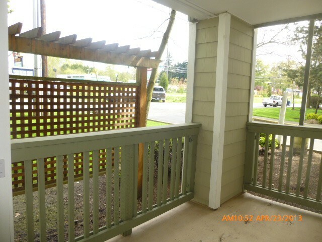 Property Photo:  7711 NE 175th St D108  WA 98028 