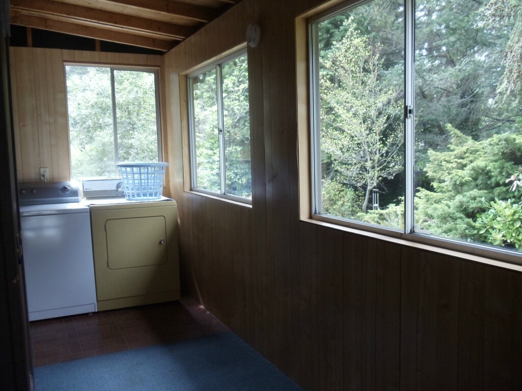 Property Photo: 1497 Ridge Dr WA 98282