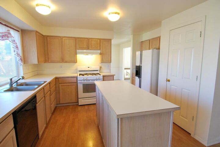 Property Photo:  209 Springfield Lp  WA 98584 