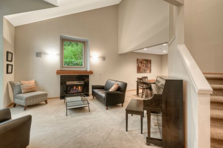 Property Photo: 3700 NE 180th St WA 98155