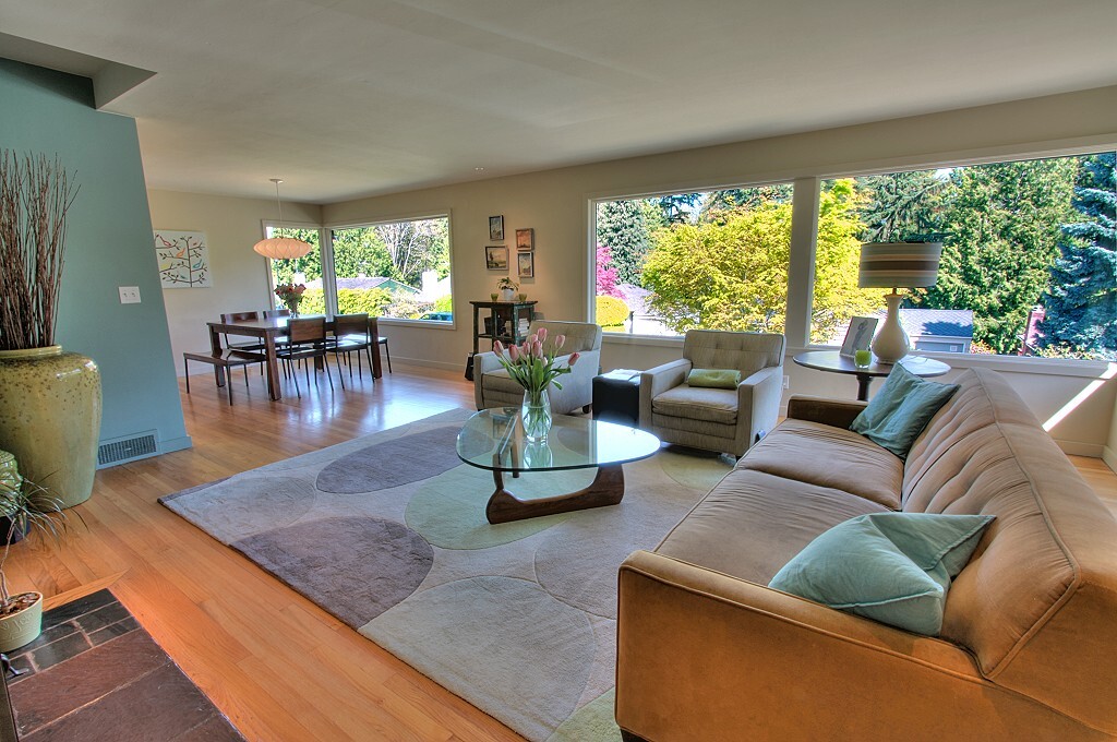 Property Photo: 1333 NW Norcross Wy WA 98177